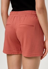 QS REGULAR - Short - papaya