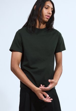 BOXY HEAVYWEIGHT - Basic T-shirt - green dark