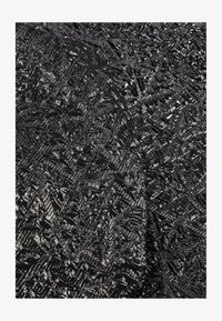 Geselecteerd, gunmetal