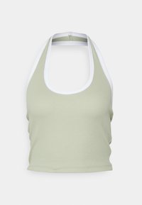 Světlá zelená zkrácená halter top z žebrované tkaniny, s bílým lemem kolem výstřihu a otvorů pro ruce. Hladký, přiléhavý design.