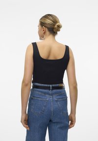 Vero Moda VMCAISA SHORT - Top - black