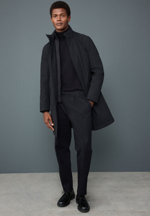 Next, REGULAR FIT QUILTED FUNNEL NECK  - Impermeable - black