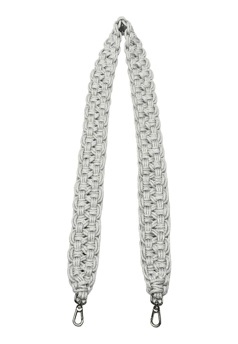 Grijze geweven band met een textuurpatroon, afgewerkt met metalen clips aan beide uiteinden voor bevestiging. Geschikt voor tassen of accessoires.