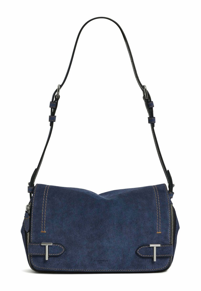 Borsa a spalla in tela blu navy con finitura texturizzata, dotata di chiusura con zip, tracolla in pelle nera e dettagli in metallo lucido.