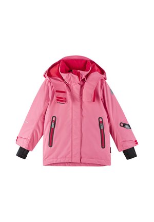 Giacca isolante rosa con cappuccio, caratterizzata da dettagli neri, molteplici tasche con zip e polsini regolabili. Realizzata in materiale resistente all'acqua.