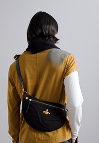 Vivienne Westwood CITY BUMBAG UNISEX - Jostas soma - black