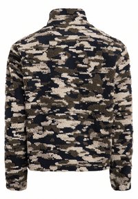 Párnázott fleece pulóver magas gallérral, textúrált, bézs, olíva és tengerészkék kamuflázs mintázattal. Puha és vastag anyag.