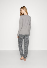ONLY ONLBELLA NIGHTWEAR - Pijamale - titanium