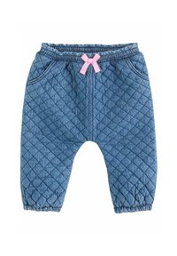 Gekwelde blauwe broek met een elastische tailleband, voorzien van een roze strikaccent en twee zijzakken. Gerimpelde enkels voor een comfortabele pasvorm.