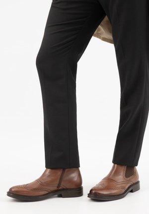 Wojas BOTKI MĘSKIE WOJAS - Stiefelette - brown