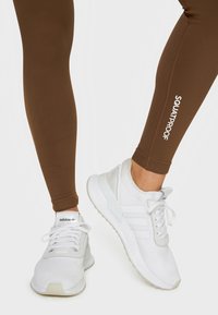 SQUATPROOF Tights - coffee