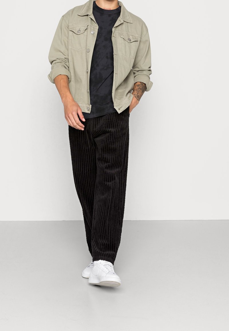 Tommy Jeans Triko s potiskem - grey
