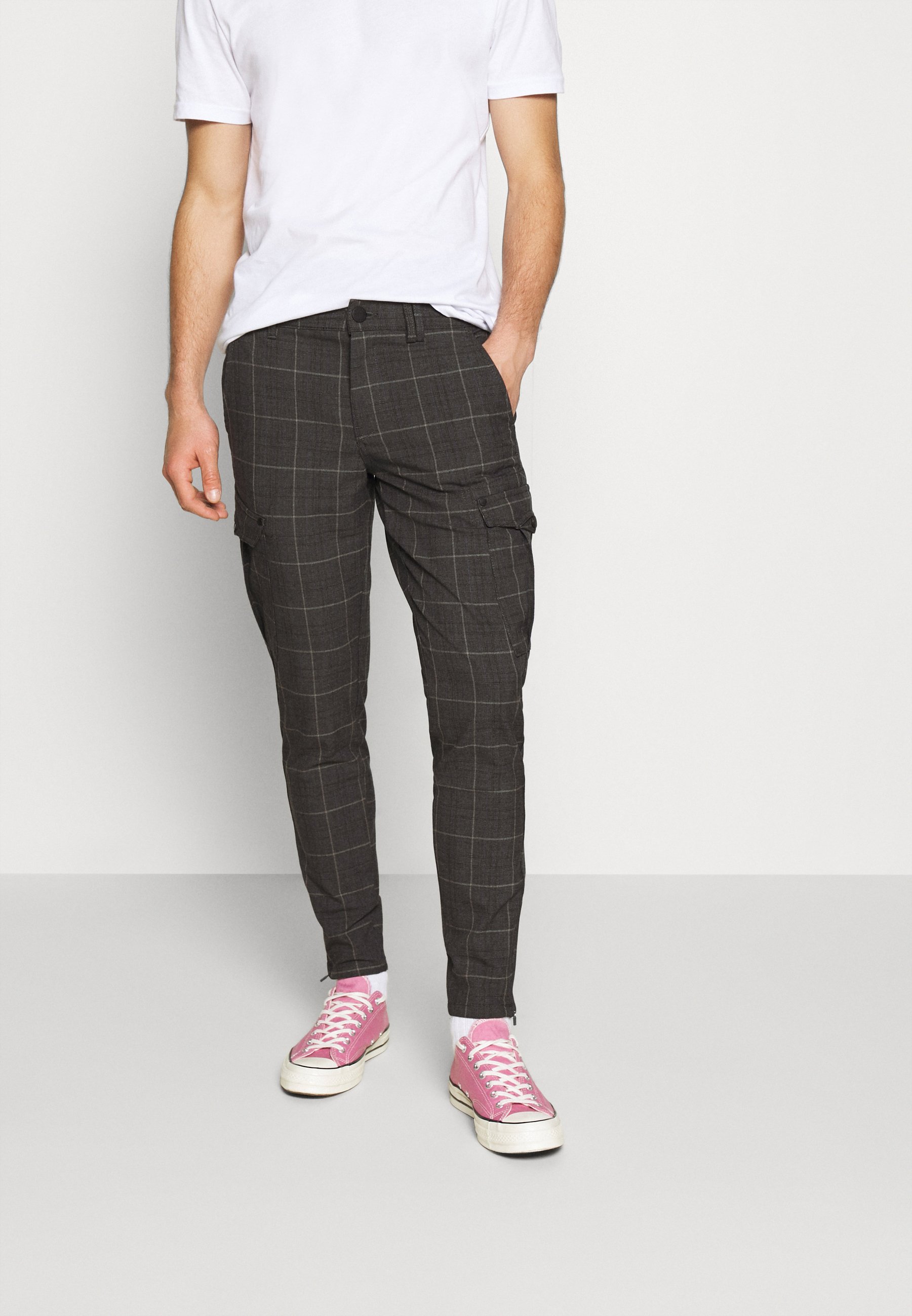 Gabba PISA NILI CHECK PANT Cargobukse brown Zalando.no Brown Check Pisa Check Pants Gabba Chinos - Herreklær er billig
