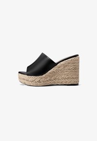 Non selezionato, nero