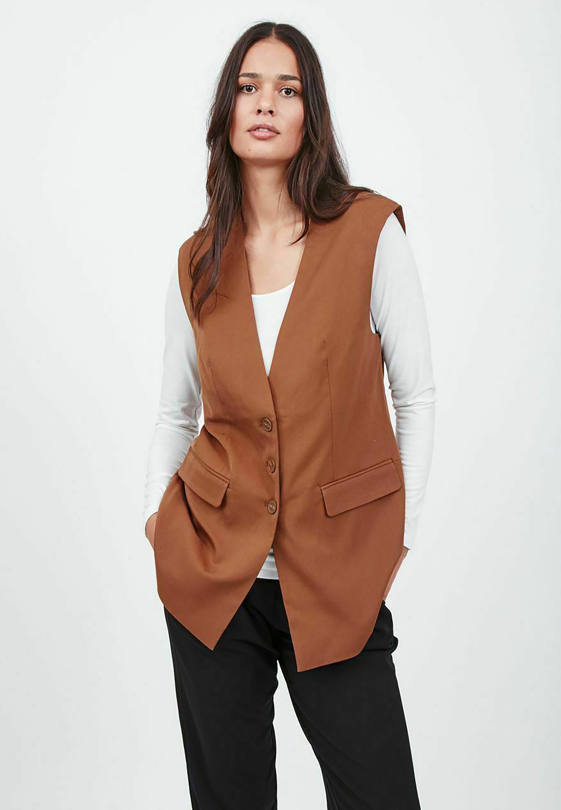 chaleco marron mujer