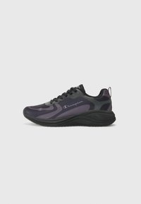 Unselected, triple black