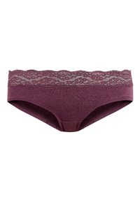 Lila katoenen ondergoed met kanten afwerking bij de taille. Zachte textuur met een gladde afwerking. Hipstermodel met subtiele stikdetails.