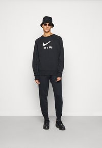 Nike Sportswear AIR CREW - Ikdienas džemperis - black/white