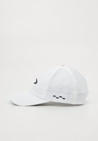 Oakley PERFORMANCE  - Sapka - white