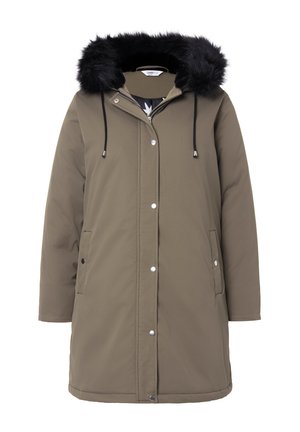 Olivgrüne Parkajacke mit schwarzem Kunstpelzkragen. Sie verfügt über einen Reißverschluss und Druckknopfverschluss, zwei seitliche Taschen und einen verstellbaren Kordelzug an der Kapuze.