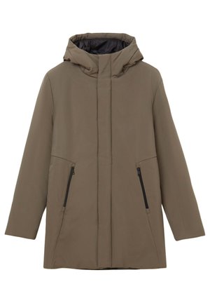 Parka impermeabile color khaki con cappuccio, dotata di due tasche anteriori con zip e una finitura liscia e opaca. Fodera nera visibile all'interno.