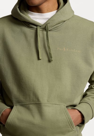 Polo Ralph Lauren RELAXED FIT LOGO FLEECE HOODIE - Hanorac - tree green