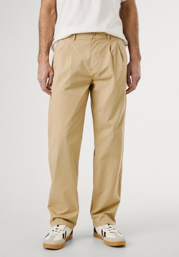RELAXED PLEATED PANT - Trousers - khaki beige
