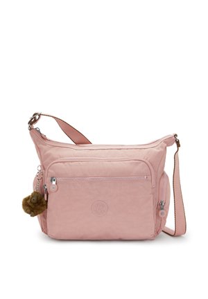 Lyserød skuldertaske i nylon med justerbar strop, der har to lynlåslommer, logoemblem og en vedhæng. Glat tekstur.