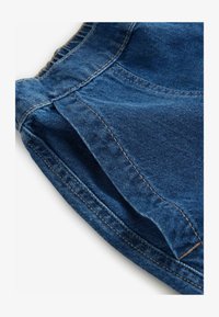 Non sélectionné, mid blue