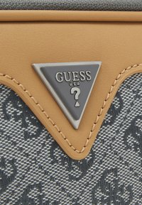 Guess VEZZOLA JACQUARD UNISEX  - Torba čez telo - grey