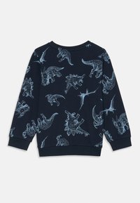 Granatowy sweatshirt z ciągłym nadrukiem jasnoniebieskich ilustracji dinozaurów. Ściągacze przy mankietach i dekolcie. Miękka tekstura tkaniny.
