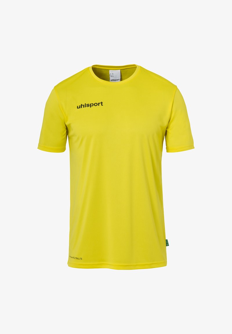 Gul træningsshirt lavet af letvægtsstof. Har rund hals og korte ærmer. Inkluderer sort mærkelogo på forsiden.