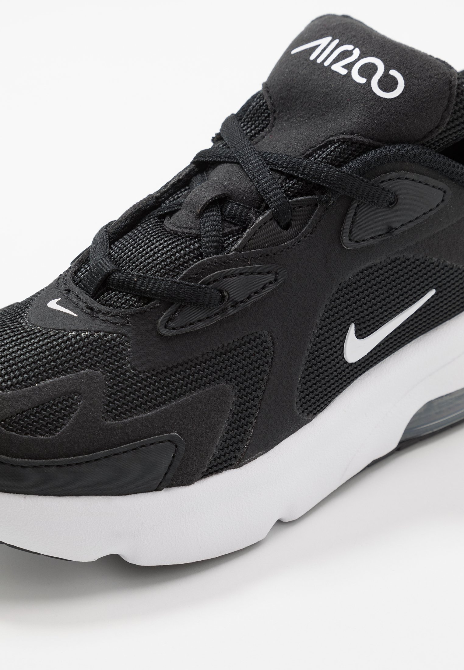 schuh nike 200
