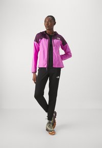 The North Face HIGHER RUN WIND JACKET - Sportska jakna - violet crocus/black currant purple