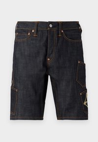 MULTI POCKET WITH BROCADE PATCH - Džínové kraťasy - indigo