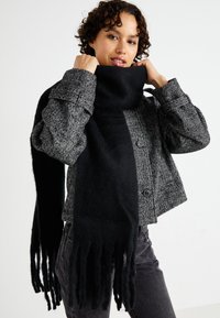 Gina Tricot CHUNKY SCARF - Sjal - black