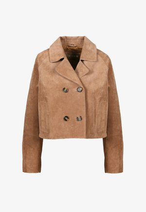 Kurz geschnittener, zweireihiger Blazer aus wildlederartigem, hellbraunem Veloursleder, mit breitem Kragen, zwei Knöpfen vorne und seitlichen Taschen. Weiche Textur und elegantes Design.