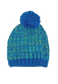 Gorro de punto azul con un patrón texturizado, que cuenta con un gran pompón de peluche en la parte superior y un puño acanalado en la parte inferior.