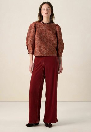 MIT BALLONÄRMELN - Blouse - bruin
