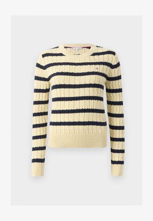 Striktrøje i creme med marineblå vandrette striber; har ribkant ved kanten og en rund halsudskæring; struktureret kabelstrik mønster.
