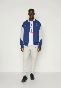 Nike Performance TOTTENHAM HOTSPUR STRIKE ANTHEM JACKET - Klubbklær - binary blue light iron ore white