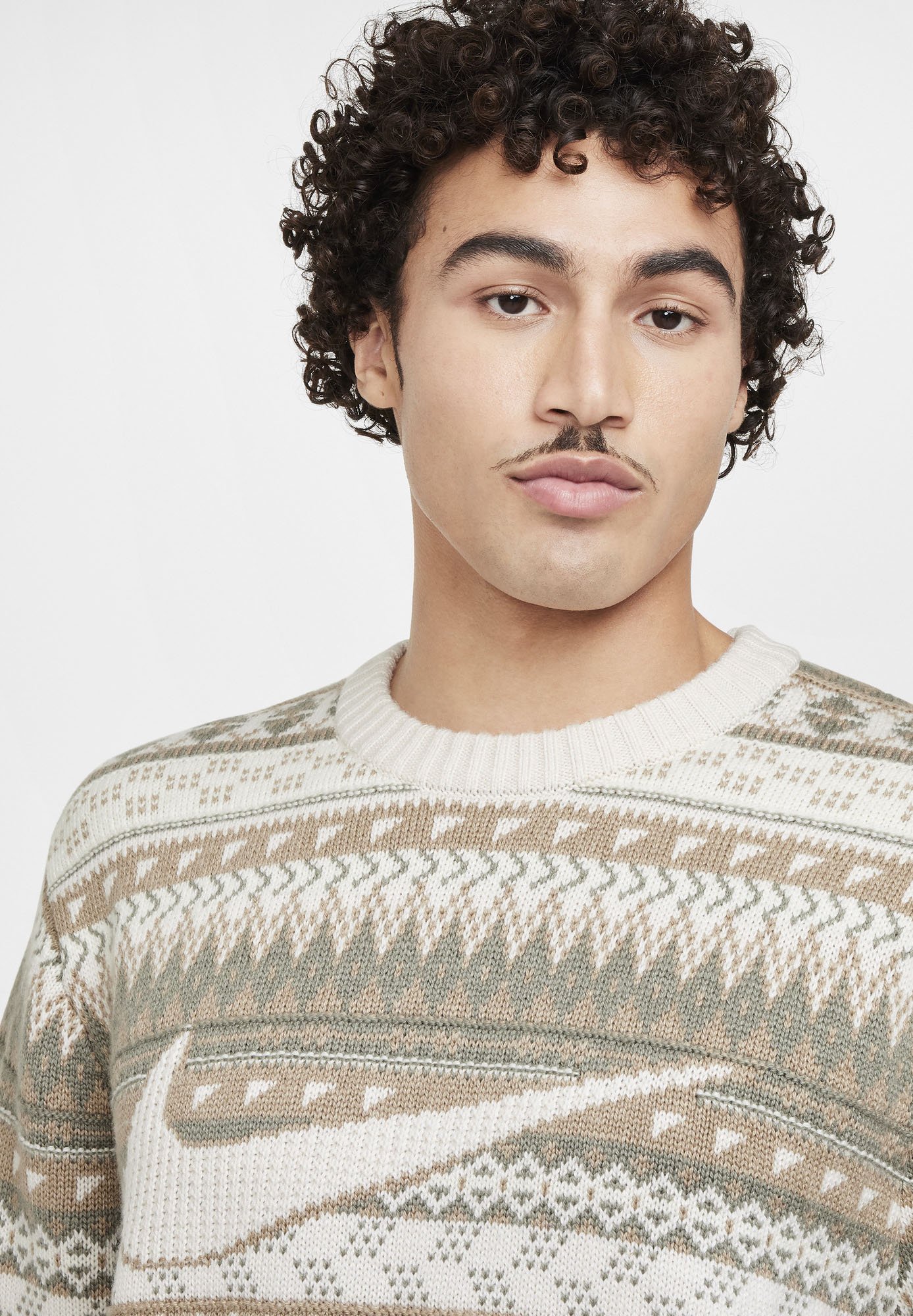Nike Sportswear FAIR ISLE CREW - Jumper - lt orewood brn