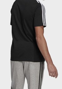 adidas Performance T-shirt med print - black