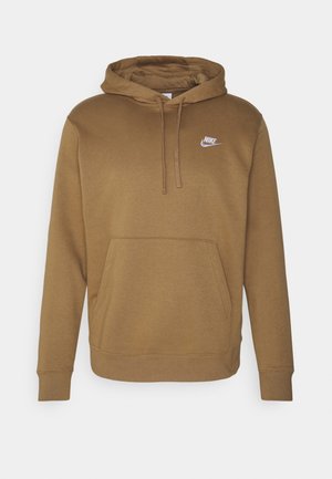 Brązowa bluza z kapturem Nike z kieszenią z przodu, regulowanym sznurkiem przy kapturze oraz białym logo na piersi na jednolitym tle.