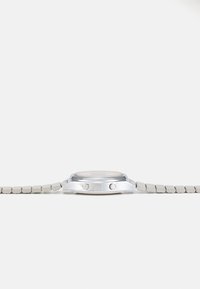 Casio LA700 - Digitalklocka - rose