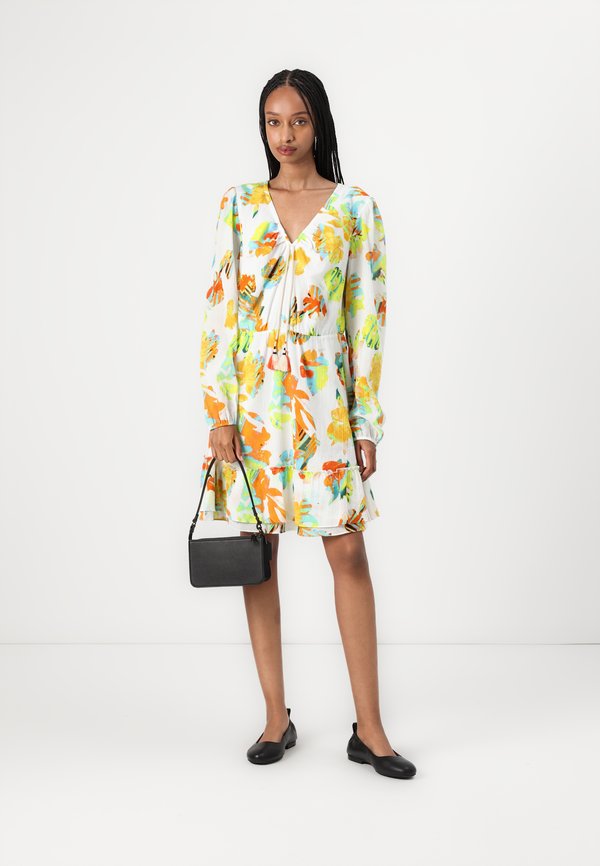 Day dress - deep hokkaido3