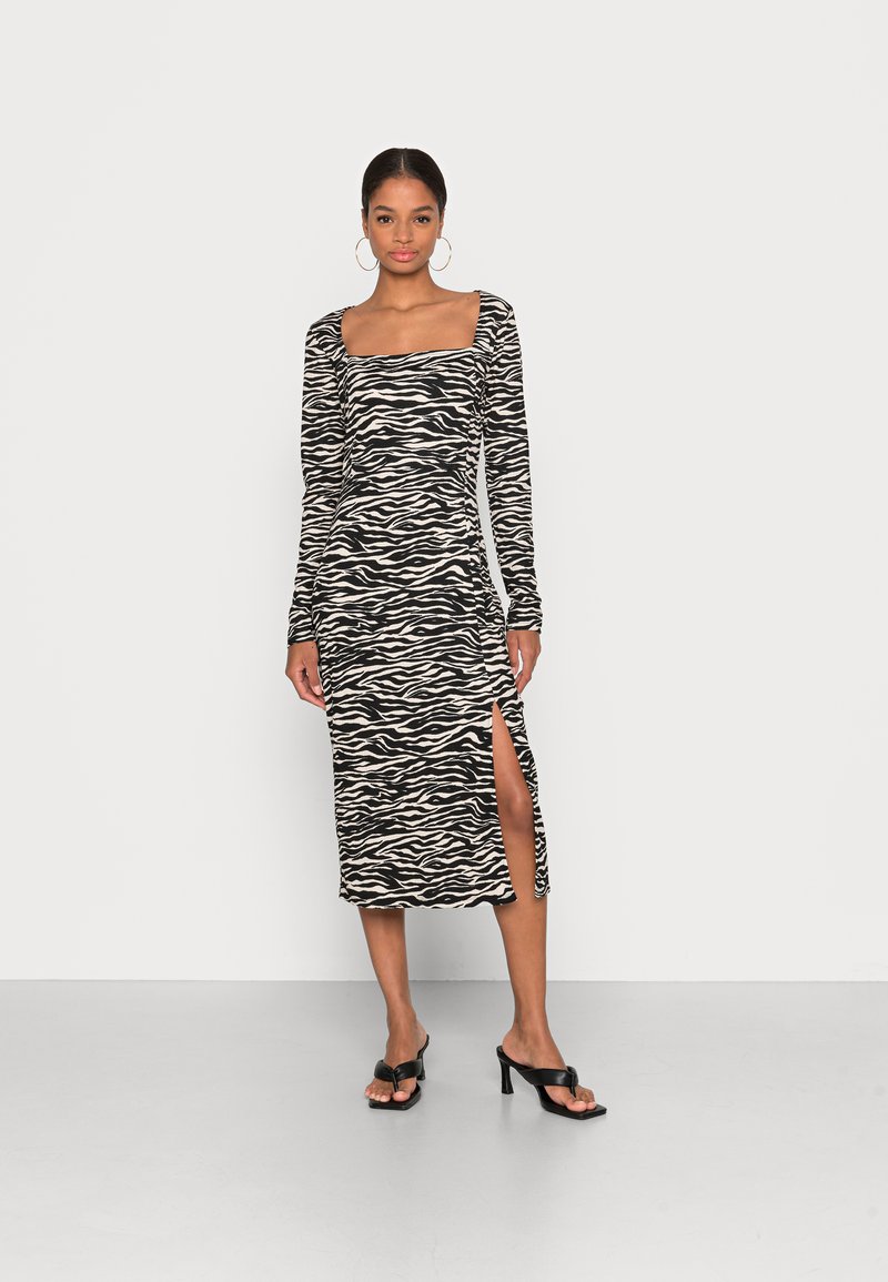 Damen Kleider | Gina Tricot NORA DRESSEtuikleidblack/white/schwarz - TN93901 Damen Kleider | Gina Tricot NORA DRESSEtuikleidblack/white/schwarz - TN93901