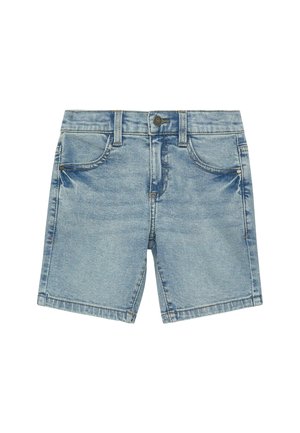 Hellblaue Denim-Shorts mit Fronttaschen, Gürtelschlaufen und einem Knopfverschluss am Bund.