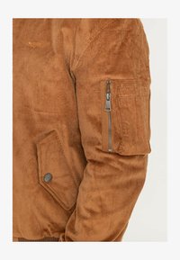 Sélectionné, camel