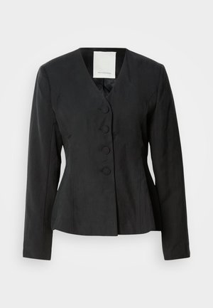 Czarna, dopasowana marynarka z dekoltem w kształcie litery V, długimi rękawami i pięcioma guzikami z przodu. Charakteryzuje się dopasowanym fasonem i gładką, teksturowaną tkaniną.